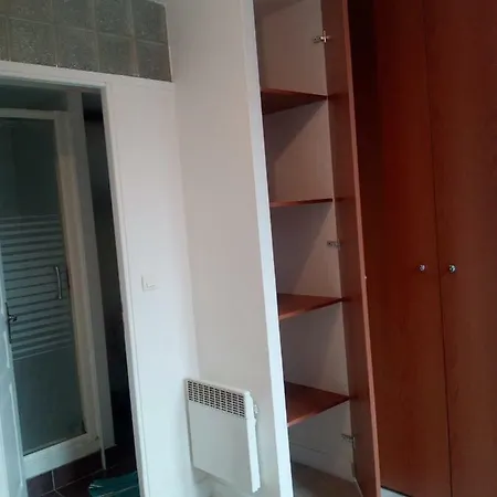 4 Personnes Quartier Montmartre Apartment
